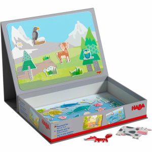 World Of Animals Magnetic Game Box  |  Lacing Toys + Motor Skills